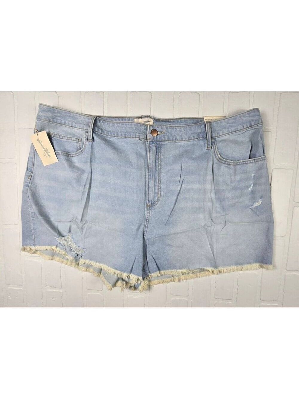 Universal Thread Light Wash Cut off Shorts 26